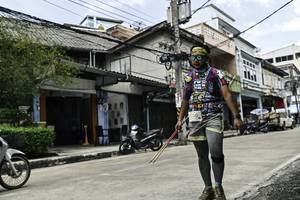 BIB: 
                            <button type="button" onclick="openModal(26322273)" class="btn btn-primary btn-sm float-right btn-popup" data-toggle="modal" data-target=".modal-high-quality">
                        <i class="fas fa-shopping-cart"></i> Add to Cart
                    </button>
                                            <button type="button" onclick="isThisMe(26322273, true)" class="btn btn-success btn-sm float-right btn-popup btn-isme hidden" data-toggle="tooltip" data-placement="bottom" title="นี่คือรูปของคุณใช่ไหม คลิกที่นี่เพื่อเอาเข้าอัลบั้ม">
                        <i class="fas fa-plus"></i> Add to album
                    </button>
                    <button type="button" onclick="isThisMe(26322273, false)" class="btn btn-warning btn-sm float-right btn-popup btn-isnotme hidden">
                        <i class="fas fa-ban"></i> Remove from album
                    </button>