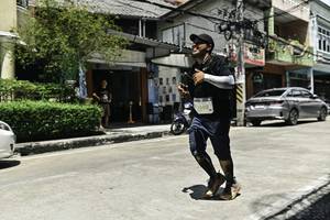 BIB: 
                            <button type="button" onclick="openModal(26319877)" class="btn btn-primary btn-sm float-right btn-popup" data-toggle="modal" data-target=".modal-high-quality">
                        <i class="fas fa-shopping-cart"></i> Add to Cart
                    </button>
                                            <button type="button" onclick="isThisMe(26319877, true)" class="btn btn-success btn-sm float-right btn-popup btn-isme hidden" data-toggle="tooltip" data-placement="bottom" title="นี่คือรูปของคุณใช่ไหม คลิกที่นี่เพื่อเอาเข้าอัลบั้ม">
                        <i class="fas fa-plus"></i> Add to album
                    </button>
                    <button type="button" onclick="isThisMe(26319877, false)" class="btn btn-warning btn-sm float-right btn-popup btn-isnotme hidden">
                        <i class="fas fa-ban"></i> Remove from album
                    </button>