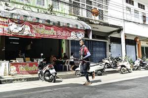 BIB: 
                            <button type="button" onclick="openModal(26316469)" class="btn btn-primary btn-sm float-right btn-popup" data-toggle="modal" data-target=".modal-high-quality">
                        <i class="fas fa-shopping-cart"></i> Add to Cart
                    </button>
                                            <button type="button" onclick="isThisMe(26316469, true)" class="btn btn-success btn-sm float-right btn-popup btn-isme hidden" data-toggle="tooltip" data-placement="bottom" title="นี่คือรูปของคุณใช่ไหม คลิกที่นี่เพื่อเอาเข้าอัลบั้ม">
                        <i class="fas fa-plus"></i> Add to album
                    </button>
                    <button type="button" onclick="isThisMe(26316469, false)" class="btn btn-warning btn-sm float-right btn-popup btn-isnotme hidden">
                        <i class="fas fa-ban"></i> Remove from album
                    </button>