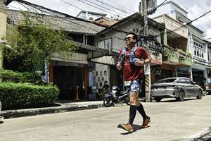 BIB: 
                            <button type="button" onclick="openModal(26320072)" class="btn btn-primary btn-sm float-right btn-popup" data-toggle="modal" data-target=".modal-high-quality">
                        <i class="fas fa-shopping-cart"></i> Add to Cart
                    </button>
                                            <button type="button" onclick="isThisMe(26320072, true)" class="btn btn-success btn-sm float-right btn-popup btn-isme hidden" data-toggle="tooltip" data-placement="bottom" title="นี่คือรูปของคุณใช่ไหม คลิกที่นี่เพื่อเอาเข้าอัลบั้ม">
                        <i class="fas fa-plus"></i> Add to album
                    </button>
                    <button type="button" onclick="isThisMe(26320072, false)" class="btn btn-warning btn-sm float-right btn-popup btn-isnotme hidden">
                        <i class="fas fa-ban"></i> Remove from album
                    </button>