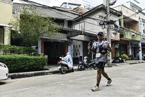 BIB: 
                            <button type="button" onclick="openModal(26322803)" class="btn btn-primary btn-sm float-right btn-popup" data-toggle="modal" data-target=".modal-high-quality">
                        <i class="fas fa-shopping-cart"></i> Add to Cart
                    </button>
                                            <button type="button" onclick="isThisMe(26322803, true)" class="btn btn-success btn-sm float-right btn-popup btn-isme hidden" data-toggle="tooltip" data-placement="bottom" title="นี่คือรูปของคุณใช่ไหม คลิกที่นี่เพื่อเอาเข้าอัลบั้ม">
                        <i class="fas fa-plus"></i> Add to album
                    </button>
                    <button type="button" onclick="isThisMe(26322803, false)" class="btn btn-warning btn-sm float-right btn-popup btn-isnotme hidden">
                        <i class="fas fa-ban"></i> Remove from album
                    </button>