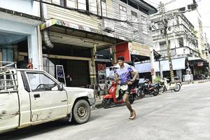 BIB: 
                            <button type="button" onclick="openModal(26315255)" class="btn btn-primary btn-sm float-right btn-popup" data-toggle="modal" data-target=".modal-high-quality">
                        <i class="fas fa-shopping-cart"></i> Add to Cart
                    </button>
                                            <button type="button" onclick="isThisMe(26315255, true)" class="btn btn-success btn-sm float-right btn-popup btn-isme hidden" data-toggle="tooltip" data-placement="bottom" title="นี่คือรูปของคุณใช่ไหม คลิกที่นี่เพื่อเอาเข้าอัลบั้ม">
                        <i class="fas fa-plus"></i> Add to album
                    </button>
                    <button type="button" onclick="isThisMe(26315255, false)" class="btn btn-warning btn-sm float-right btn-popup btn-isnotme hidden">
                        <i class="fas fa-ban"></i> Remove from album
                    </button>