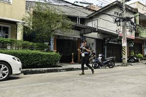 BIB: 
                            <button type="button" onclick="openModal(26321008)" class="btn btn-primary btn-sm float-right btn-popup" data-toggle="modal" data-target=".modal-high-quality">
                        <i class="fas fa-shopping-cart"></i> Add to Cart
                    </button>
                                            <button type="button" onclick="isThisMe(26321008, true)" class="btn btn-success btn-sm float-right btn-popup btn-isme hidden" data-toggle="tooltip" data-placement="bottom" title="นี่คือรูปของคุณใช่ไหม คลิกที่นี่เพื่อเอาเข้าอัลบั้ม">
                        <i class="fas fa-plus"></i> Add to album
                    </button>
                    <button type="button" onclick="isThisMe(26321008, false)" class="btn btn-warning btn-sm float-right btn-popup btn-isnotme hidden">
                        <i class="fas fa-ban"></i> Remove from album
                    </button>