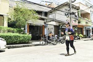 BIB: 
                            <button type="button" onclick="openModal(26322604)" class="btn btn-primary btn-sm float-right btn-popup" data-toggle="modal" data-target=".modal-high-quality">
                        <i class="fas fa-shopping-cart"></i> Add to Cart
                    </button>
                                            <button type="button" onclick="isThisMe(26322604, true)" class="btn btn-success btn-sm float-right btn-popup btn-isme hidden" data-toggle="tooltip" data-placement="bottom" title="นี่คือรูปของคุณใช่ไหม คลิกที่นี่เพื่อเอาเข้าอัลบั้ม">
                        <i class="fas fa-plus"></i> Add to album
                    </button>
                    <button type="button" onclick="isThisMe(26322604, false)" class="btn btn-warning btn-sm float-right btn-popup btn-isnotme hidden">
                        <i class="fas fa-ban"></i> Remove from album
                    </button>