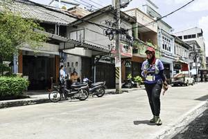 BIB: 
                            <button type="button" onclick="openModal(26322637)" class="btn btn-primary btn-sm float-right btn-popup" data-toggle="modal" data-target=".modal-high-quality">
                        <i class="fas fa-shopping-cart"></i> Add to Cart
                    </button>
                                            <button type="button" onclick="isThisMe(26322637, true)" class="btn btn-success btn-sm float-right btn-popup btn-isme hidden" data-toggle="tooltip" data-placement="bottom" title="นี่คือรูปของคุณใช่ไหม คลิกที่นี่เพื่อเอาเข้าอัลบั้ม">
                        <i class="fas fa-plus"></i> Add to album
                    </button>
                    <button type="button" onclick="isThisMe(26322637, false)" class="btn btn-warning btn-sm float-right btn-popup btn-isnotme hidden">
                        <i class="fas fa-ban"></i> Remove from album
                    </button>