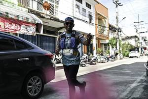 BIB: 
                            <button type="button" onclick="openModal(26316608)" class="btn btn-primary btn-sm float-right btn-popup" data-toggle="modal" data-target=".modal-high-quality">
                        <i class="fas fa-shopping-cart"></i> Add to Cart
                    </button>
                                            <button type="button" onclick="isThisMe(26316608, true)" class="btn btn-success btn-sm float-right btn-popup btn-isme hidden" data-toggle="tooltip" data-placement="bottom" title="นี่คือรูปของคุณใช่ไหม คลิกที่นี่เพื่อเอาเข้าอัลบั้ม">
                        <i class="fas fa-plus"></i> Add to album
                    </button>
                    <button type="button" onclick="isThisMe(26316608, false)" class="btn btn-warning btn-sm float-right btn-popup btn-isnotme hidden">
                        <i class="fas fa-ban"></i> Remove from album
                    </button>