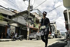 BIB: 
                            <button type="button" onclick="openModal(26320013)" class="btn btn-primary btn-sm float-right btn-popup" data-toggle="modal" data-target=".modal-high-quality">
                        <i class="fas fa-shopping-cart"></i> Add to Cart
                    </button>
                                            <button type="button" onclick="isThisMe(26320013, true)" class="btn btn-success btn-sm float-right btn-popup btn-isme hidden" data-toggle="tooltip" data-placement="bottom" title="นี่คือรูปของคุณใช่ไหม คลิกที่นี่เพื่อเอาเข้าอัลบั้ม">
                        <i class="fas fa-plus"></i> Add to album
                    </button>
                    <button type="button" onclick="isThisMe(26320013, false)" class="btn btn-warning btn-sm float-right btn-popup btn-isnotme hidden">
                        <i class="fas fa-ban"></i> Remove from album
                    </button>