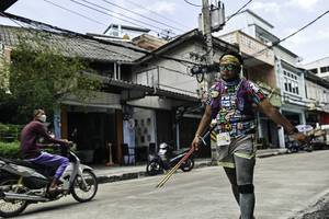 BIB: 
                            <button type="button" onclick="openModal(26322275)" class="btn btn-primary btn-sm float-right btn-popup" data-toggle="modal" data-target=".modal-high-quality">
                        <i class="fas fa-shopping-cart"></i> Add to Cart
                    </button>
                                            <button type="button" onclick="isThisMe(26322275, true)" class="btn btn-success btn-sm float-right btn-popup btn-isme hidden" data-toggle="tooltip" data-placement="bottom" title="นี่คือรูปของคุณใช่ไหม คลิกที่นี่เพื่อเอาเข้าอัลบั้ม">
                        <i class="fas fa-plus"></i> Add to album
                    </button>
                    <button type="button" onclick="isThisMe(26322275, false)" class="btn btn-warning btn-sm float-right btn-popup btn-isnotme hidden">
                        <i class="fas fa-ban"></i> Remove from album
                    </button>