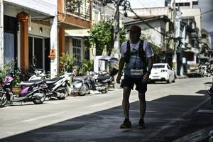 BIB: 
                            <button type="button" onclick="openModal(26317149)" class="btn btn-primary btn-sm float-right btn-popup" data-toggle="modal" data-target=".modal-high-quality">
                        <i class="fas fa-shopping-cart"></i> Add to Cart
                    </button>
                                            <button type="button" onclick="isThisMe(26317149, true)" class="btn btn-success btn-sm float-right btn-popup btn-isme hidden" data-toggle="tooltip" data-placement="bottom" title="นี่คือรูปของคุณใช่ไหม คลิกที่นี่เพื่อเอาเข้าอัลบั้ม">
                        <i class="fas fa-plus"></i> Add to album
                    </button>
                    <button type="button" onclick="isThisMe(26317149, false)" class="btn btn-warning btn-sm float-right btn-popup btn-isnotme hidden">
                        <i class="fas fa-ban"></i> Remove from album
                    </button>