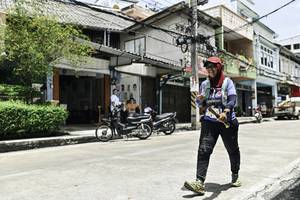 BIB: 
                            <button type="button" onclick="openModal(26322642)" class="btn btn-primary btn-sm float-right btn-popup" data-toggle="modal" data-target=".modal-high-quality">
                        <i class="fas fa-shopping-cart"></i> Add to Cart
                    </button>
                                            <button type="button" onclick="isThisMe(26322642, true)" class="btn btn-success btn-sm float-right btn-popup btn-isme hidden" data-toggle="tooltip" data-placement="bottom" title="นี่คือรูปของคุณใช่ไหม คลิกที่นี่เพื่อเอาเข้าอัลบั้ม">
                        <i class="fas fa-plus"></i> Add to album
                    </button>
                    <button type="button" onclick="isThisMe(26322642, false)" class="btn btn-warning btn-sm float-right btn-popup btn-isnotme hidden">
                        <i class="fas fa-ban"></i> Remove from album
                    </button>