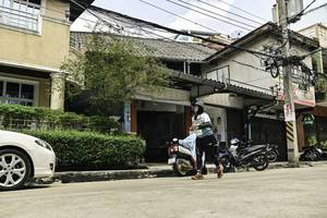 BIB: 
                            <button type="button" onclick="openModal(26322938)" class="btn btn-primary btn-sm float-right btn-popup" data-toggle="modal" data-target=".modal-high-quality">
                        <i class="fas fa-shopping-cart"></i> Add to Cart
                    </button>
                                            <button type="button" onclick="isThisMe(26322938, true)" class="btn btn-success btn-sm float-right btn-popup btn-isme hidden" data-toggle="tooltip" data-placement="bottom" title="นี่คือรูปของคุณใช่ไหม คลิกที่นี่เพื่อเอาเข้าอัลบั้ม">
                        <i class="fas fa-plus"></i> Add to album
                    </button>
                    <button type="button" onclick="isThisMe(26322938, false)" class="btn btn-warning btn-sm float-right btn-popup btn-isnotme hidden">
                        <i class="fas fa-ban"></i> Remove from album
                    </button>