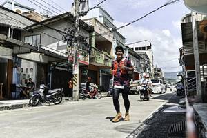 BIB: 
                            <button type="button" onclick="openModal(26318847)" class="btn btn-primary btn-sm float-right btn-popup" data-toggle="modal" data-target=".modal-high-quality">
                        <i class="fas fa-shopping-cart"></i> Add to Cart
                    </button>
                                            <button type="button" onclick="isThisMe(26318847, true)" class="btn btn-success btn-sm float-right btn-popup btn-isme hidden" data-toggle="tooltip" data-placement="bottom" title="นี่คือรูปของคุณใช่ไหม คลิกที่นี่เพื่อเอาเข้าอัลบั้ม">
                        <i class="fas fa-plus"></i> Add to album
                    </button>
                    <button type="button" onclick="isThisMe(26318847, false)" class="btn btn-warning btn-sm float-right btn-popup btn-isnotme hidden">
                        <i class="fas fa-ban"></i> Remove from album
                    </button>