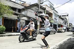 BIB: 
                            <button type="button" onclick="openModal(26320493)" class="btn btn-primary btn-sm float-right btn-popup" data-toggle="modal" data-target=".modal-high-quality">
                        <i class="fas fa-shopping-cart"></i> Add to Cart
                    </button>
                                            <button type="button" onclick="isThisMe(26320493, true)" class="btn btn-success btn-sm float-right btn-popup btn-isme hidden" data-toggle="tooltip" data-placement="bottom" title="นี่คือรูปของคุณใช่ไหม คลิกที่นี่เพื่อเอาเข้าอัลบั้ม">
                        <i class="fas fa-plus"></i> Add to album
                    </button>
                    <button type="button" onclick="isThisMe(26320493, false)" class="btn btn-warning btn-sm float-right btn-popup btn-isnotme hidden">
                        <i class="fas fa-ban"></i> Remove from album
                    </button>