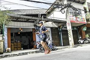 BIB: 
                            <button type="button" onclick="openModal(26315733)" class="btn btn-primary btn-sm float-right btn-popup" data-toggle="modal" data-target=".modal-high-quality">
                        <i class="fas fa-shopping-cart"></i> Add to Cart
                    </button>
                                            <button type="button" onclick="isThisMe(26315733, true)" class="btn btn-success btn-sm float-right btn-popup btn-isme hidden" data-toggle="tooltip" data-placement="bottom" title="นี่คือรูปของคุณใช่ไหม คลิกที่นี่เพื่อเอาเข้าอัลบั้ม">
                        <i class="fas fa-plus"></i> Add to album
                    </button>
                    <button type="button" onclick="isThisMe(26315733, false)" class="btn btn-warning btn-sm float-right btn-popup btn-isnotme hidden">
                        <i class="fas fa-ban"></i> Remove from album
                    </button>