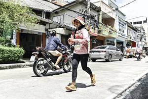 BIB: 
                            <button type="button" onclick="openModal(26319611)" class="btn btn-primary btn-sm float-right btn-popup" data-toggle="modal" data-target=".modal-high-quality">
                        <i class="fas fa-shopping-cart"></i> Add to Cart
                    </button>
                                            <button type="button" onclick="isThisMe(26319611, true)" class="btn btn-success btn-sm float-right btn-popup btn-isme hidden" data-toggle="tooltip" data-placement="bottom" title="นี่คือรูปของคุณใช่ไหม คลิกที่นี่เพื่อเอาเข้าอัลบั้ม">
                        <i class="fas fa-plus"></i> Add to album
                    </button>
                    <button type="button" onclick="isThisMe(26319611, false)" class="btn btn-warning btn-sm float-right btn-popup btn-isnotme hidden">
                        <i class="fas fa-ban"></i> Remove from album
                    </button>