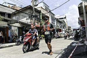 BIB: 
                            <button type="button" onclick="openModal(26318648)" class="btn btn-primary btn-sm float-right btn-popup" data-toggle="modal" data-target=".modal-high-quality">
                        <i class="fas fa-shopping-cart"></i> Add to Cart
                    </button>
                                            <button type="button" onclick="isThisMe(26318648, true)" class="btn btn-success btn-sm float-right btn-popup btn-isme hidden" data-toggle="tooltip" data-placement="bottom" title="นี่คือรูปของคุณใช่ไหม คลิกที่นี่เพื่อเอาเข้าอัลบั้ม">
                        <i class="fas fa-plus"></i> Add to album
                    </button>
                    <button type="button" onclick="isThisMe(26318648, false)" class="btn btn-warning btn-sm float-right btn-popup btn-isnotme hidden">
                        <i class="fas fa-ban"></i> Remove from album
                    </button>