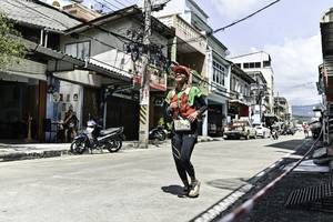 BIB: 
                            <button type="button" onclick="openModal(26318404)" class="btn btn-primary btn-sm float-right btn-popup" data-toggle="modal" data-target=".modal-high-quality">
                        <i class="fas fa-shopping-cart"></i> Add to Cart
                    </button>
                                            <button type="button" onclick="isThisMe(26318404, true)" class="btn btn-success btn-sm float-right btn-popup btn-isme hidden" data-toggle="tooltip" data-placement="bottom" title="นี่คือรูปของคุณใช่ไหม คลิกที่นี่เพื่อเอาเข้าอัลบั้ม">
                        <i class="fas fa-plus"></i> Add to album
                    </button>
                    <button type="button" onclick="isThisMe(26318404, false)" class="btn btn-warning btn-sm float-right btn-popup btn-isnotme hidden">
                        <i class="fas fa-ban"></i> Remove from album
                    </button>