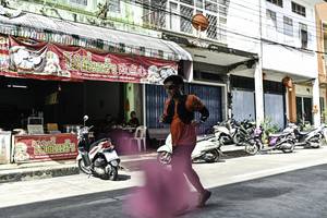 BIB: 
                            <button type="button" onclick="openModal(26316585)" class="btn btn-primary btn-sm float-right btn-popup" data-toggle="modal" data-target=".modal-high-quality">
                        <i class="fas fa-shopping-cart"></i> Add to Cart
                    </button>
                                            <button type="button" onclick="isThisMe(26316585, true)" class="btn btn-success btn-sm float-right btn-popup btn-isme hidden" data-toggle="tooltip" data-placement="bottom" title="นี่คือรูปของคุณใช่ไหม คลิกที่นี่เพื่อเอาเข้าอัลบั้ม">
                        <i class="fas fa-plus"></i> Add to album
                    </button>
                    <button type="button" onclick="isThisMe(26316585, false)" class="btn btn-warning btn-sm float-right btn-popup btn-isnotme hidden">
                        <i class="fas fa-ban"></i> Remove from album
                    </button>