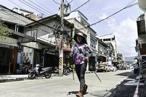 BIB: 
                            <button type="button" onclick="openModal(26318633)" class="btn btn-primary btn-sm float-right btn-popup" data-toggle="modal" data-target=".modal-high-quality">
                        <i class="fas fa-shopping-cart"></i> Add to Cart
                    </button>
                                            <button type="button" onclick="isThisMe(26318633, true)" class="btn btn-success btn-sm float-right btn-popup btn-isme hidden" data-toggle="tooltip" data-placement="bottom" title="นี่คือรูปของคุณใช่ไหม คลิกที่นี่เพื่อเอาเข้าอัลบั้ม">
                        <i class="fas fa-plus"></i> Add to album
                    </button>
                    <button type="button" onclick="isThisMe(26318633, false)" class="btn btn-warning btn-sm float-right btn-popup btn-isnotme hidden">
                        <i class="fas fa-ban"></i> Remove from album
                    </button>