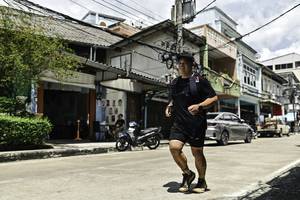 BIB: 
                            <button type="button" onclick="openModal(26320046)" class="btn btn-primary btn-sm float-right btn-popup" data-toggle="modal" data-target=".modal-high-quality">
                        <i class="fas fa-shopping-cart"></i> Add to Cart
                    </button>
                                            <button type="button" onclick="isThisMe(26320046, true)" class="btn btn-success btn-sm float-right btn-popup btn-isme hidden" data-toggle="tooltip" data-placement="bottom" title="นี่คือรูปของคุณใช่ไหม คลิกที่นี่เพื่อเอาเข้าอัลบั้ม">
                        <i class="fas fa-plus"></i> Add to album
                    </button>
                    <button type="button" onclick="isThisMe(26320046, false)" class="btn btn-warning btn-sm float-right btn-popup btn-isnotme hidden">
                        <i class="fas fa-ban"></i> Remove from album
                    </button>