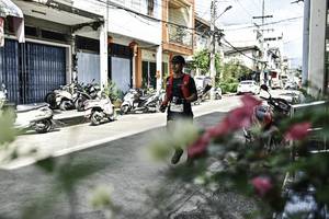 BIB: 
                            <button type="button" onclick="openModal(26316447)" class="btn btn-primary btn-sm float-right btn-popup" data-toggle="modal" data-target=".modal-high-quality">
                        <i class="fas fa-shopping-cart"></i> Add to Cart
                    </button>
                                            <button type="button" onclick="isThisMe(26316447, true)" class="btn btn-success btn-sm float-right btn-popup btn-isme hidden" data-toggle="tooltip" data-placement="bottom" title="นี่คือรูปของคุณใช่ไหม คลิกที่นี่เพื่อเอาเข้าอัลบั้ม">
                        <i class="fas fa-plus"></i> Add to album
                    </button>
                    <button type="button" onclick="isThisMe(26316447, false)" class="btn btn-warning btn-sm float-right btn-popup btn-isnotme hidden">
                        <i class="fas fa-ban"></i> Remove from album
                    </button>