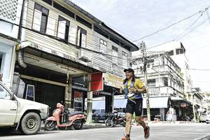 BIB: 
                            <button type="button" onclick="openModal(26315892)" class="btn btn-primary btn-sm float-right btn-popup" data-toggle="modal" data-target=".modal-high-quality">
                        <i class="fas fa-shopping-cart"></i> Add to Cart
                    </button>
                                            <button type="button" onclick="isThisMe(26315892, true)" class="btn btn-success btn-sm float-right btn-popup btn-isme hidden" data-toggle="tooltip" data-placement="bottom" title="นี่คือรูปของคุณใช่ไหม คลิกที่นี่เพื่อเอาเข้าอัลบั้ม">
                        <i class="fas fa-plus"></i> Add to album
                    </button>
                    <button type="button" onclick="isThisMe(26315892, false)" class="btn btn-warning btn-sm float-right btn-popup btn-isnotme hidden">
                        <i class="fas fa-ban"></i> Remove from album
                    </button>