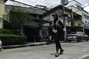 BIB: 
                            <button type="button" onclick="openModal(26320415)" class="btn btn-primary btn-sm float-right btn-popup" data-toggle="modal" data-target=".modal-high-quality">
                        <i class="fas fa-shopping-cart"></i> Add to Cart
                    </button>
                                            <button type="button" onclick="isThisMe(26320415, true)" class="btn btn-success btn-sm float-right btn-popup btn-isme hidden" data-toggle="tooltip" data-placement="bottom" title="นี่คือรูปของคุณใช่ไหม คลิกที่นี่เพื่อเอาเข้าอัลบั้ม">
                        <i class="fas fa-plus"></i> Add to album
                    </button>
                    <button type="button" onclick="isThisMe(26320415, false)" class="btn btn-warning btn-sm float-right btn-popup btn-isnotme hidden">
                        <i class="fas fa-ban"></i> Remove from album
                    </button>