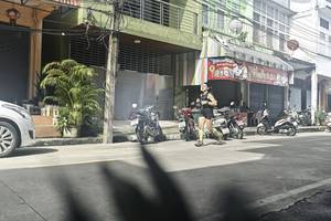 BIB: 
                            <button type="button" onclick="openModal(26316205)" class="btn btn-primary btn-sm float-right btn-popup" data-toggle="modal" data-target=".modal-high-quality">
                        <i class="fas fa-shopping-cart"></i> Add to Cart
                    </button>
                                            <button type="button" onclick="isThisMe(26316205, true)" class="btn btn-success btn-sm float-right btn-popup btn-isme hidden" data-toggle="tooltip" data-placement="bottom" title="นี่คือรูปของคุณใช่ไหม คลิกที่นี่เพื่อเอาเข้าอัลบั้ม">
                        <i class="fas fa-plus"></i> Add to album
                    </button>
                    <button type="button" onclick="isThisMe(26316205, false)" class="btn btn-warning btn-sm float-right btn-popup btn-isnotme hidden">
                        <i class="fas fa-ban"></i> Remove from album
                    </button>