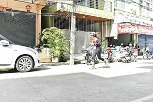 BIB: 
                            <button type="button" onclick="openModal(26316149)" class="btn btn-primary btn-sm float-right btn-popup" data-toggle="modal" data-target=".modal-high-quality">
                        <i class="fas fa-shopping-cart"></i> Add to Cart
                    </button>
                                            <button type="button" onclick="isThisMe(26316149, true)" class="btn btn-success btn-sm float-right btn-popup btn-isme hidden" data-toggle="tooltip" data-placement="bottom" title="นี่คือรูปของคุณใช่ไหม คลิกที่นี่เพื่อเอาเข้าอัลบั้ม">
                        <i class="fas fa-plus"></i> Add to album
                    </button>
                    <button type="button" onclick="isThisMe(26316149, false)" class="btn btn-warning btn-sm float-right btn-popup btn-isnotme hidden">
                        <i class="fas fa-ban"></i> Remove from album
                    </button>