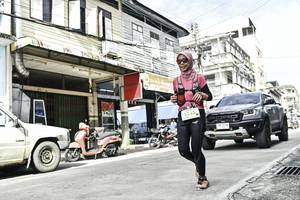 BIB: 
                            <button type="button" onclick="openModal(26315934)" class="btn btn-primary btn-sm float-right btn-popup" data-toggle="modal" data-target=".modal-high-quality">
                        <i class="fas fa-shopping-cart"></i> Add to Cart
                    </button>
                                            <button type="button" onclick="isThisMe(26315934, true)" class="btn btn-success btn-sm float-right btn-popup btn-isme hidden" data-toggle="tooltip" data-placement="bottom" title="นี่คือรูปของคุณใช่ไหม คลิกที่นี่เพื่อเอาเข้าอัลบั้ม">
                        <i class="fas fa-plus"></i> Add to album
                    </button>
                    <button type="button" onclick="isThisMe(26315934, false)" class="btn btn-warning btn-sm float-right btn-popup btn-isnotme hidden">
                        <i class="fas fa-ban"></i> Remove from album
                    </button>