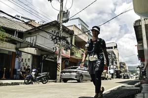 BIB: 
                            <button type="button" onclick="openModal(26320009)" class="btn btn-primary btn-sm float-right btn-popup" data-toggle="modal" data-target=".modal-high-quality">
                        <i class="fas fa-shopping-cart"></i> Add to Cart
                    </button>
                                            <button type="button" onclick="isThisMe(26320009, true)" class="btn btn-success btn-sm float-right btn-popup btn-isme hidden" data-toggle="tooltip" data-placement="bottom" title="นี่คือรูปของคุณใช่ไหม คลิกที่นี่เพื่อเอาเข้าอัลบั้ม">
                        <i class="fas fa-plus"></i> Add to album
                    </button>
                    <button type="button" onclick="isThisMe(26320009, false)" class="btn btn-warning btn-sm float-right btn-popup btn-isnotme hidden">
                        <i class="fas fa-ban"></i> Remove from album
                    </button>