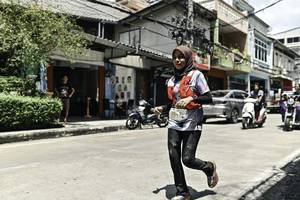 BIB: 
                            <button type="button" onclick="openModal(26319855)" class="btn btn-primary btn-sm float-right btn-popup" data-toggle="modal" data-target=".modal-high-quality">
                        <i class="fas fa-shopping-cart"></i> Add to Cart
                    </button>
                                            <button type="button" onclick="isThisMe(26319855, true)" class="btn btn-success btn-sm float-right btn-popup btn-isme hidden" data-toggle="tooltip" data-placement="bottom" title="นี่คือรูปของคุณใช่ไหม คลิกที่นี่เพื่อเอาเข้าอัลบั้ม">
                        <i class="fas fa-plus"></i> Add to album
                    </button>
                    <button type="button" onclick="isThisMe(26319855, false)" class="btn btn-warning btn-sm float-right btn-popup btn-isnotme hidden">
                        <i class="fas fa-ban"></i> Remove from album
                    </button>