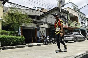 BIB: 
                            <button type="button" onclick="openModal(26320228)" class="btn btn-primary btn-sm float-right btn-popup" data-toggle="modal" data-target=".modal-high-quality">
                        <i class="fas fa-shopping-cart"></i> Add to Cart
                    </button>
                                            <button type="button" onclick="isThisMe(26320228, true)" class="btn btn-success btn-sm float-right btn-popup btn-isme hidden" data-toggle="tooltip" data-placement="bottom" title="นี่คือรูปของคุณใช่ไหม คลิกที่นี่เพื่อเอาเข้าอัลบั้ม">
                        <i class="fas fa-plus"></i> Add to album
                    </button>
                    <button type="button" onclick="isThisMe(26320228, false)" class="btn btn-warning btn-sm float-right btn-popup btn-isnotme hidden">
                        <i class="fas fa-ban"></i> Remove from album
                    </button>