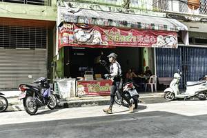 BIB: 
                            <button type="button" onclick="openModal(26316529)" class="btn btn-primary btn-sm float-right btn-popup" data-toggle="modal" data-target=".modal-high-quality">
                        <i class="fas fa-shopping-cart"></i> Add to Cart
                    </button>
                                            <button type="button" onclick="isThisMe(26316529, true)" class="btn btn-success btn-sm float-right btn-popup btn-isme hidden" data-toggle="tooltip" data-placement="bottom" title="นี่คือรูปของคุณใช่ไหม คลิกที่นี่เพื่อเอาเข้าอัลบั้ม">
                        <i class="fas fa-plus"></i> Add to album
                    </button>
                    <button type="button" onclick="isThisMe(26316529, false)" class="btn btn-warning btn-sm float-right btn-popup btn-isnotme hidden">
                        <i class="fas fa-ban"></i> Remove from album
                    </button>