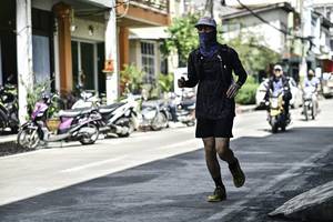 BIB: 
                            <button type="button" onclick="openModal(26317106)" class="btn btn-primary btn-sm float-right btn-popup" data-toggle="modal" data-target=".modal-high-quality">
                        <i class="fas fa-shopping-cart"></i> Add to Cart
                    </button>
                                            <button type="button" onclick="isThisMe(26317106, true)" class="btn btn-success btn-sm float-right btn-popup btn-isme hidden" data-toggle="tooltip" data-placement="bottom" title="นี่คือรูปของคุณใช่ไหม คลิกที่นี่เพื่อเอาเข้าอัลบั้ม">
                        <i class="fas fa-plus"></i> Add to album
                    </button>
                    <button type="button" onclick="isThisMe(26317106, false)" class="btn btn-warning btn-sm float-right btn-popup btn-isnotme hidden">
                        <i class="fas fa-ban"></i> Remove from album
                    </button>