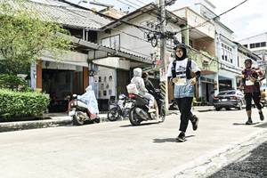 BIB: 
                            <button type="button" onclick="openModal(26323127)" class="btn btn-primary btn-sm float-right btn-popup" data-toggle="modal" data-target=".modal-high-quality">
                        <i class="fas fa-shopping-cart"></i> Add to Cart
                    </button>
                                            <button type="button" onclick="isThisMe(26323127, true)" class="btn btn-success btn-sm float-right btn-popup btn-isme hidden" data-toggle="tooltip" data-placement="bottom" title="นี่คือรูปของคุณใช่ไหม คลิกที่นี่เพื่อเอาเข้าอัลบั้ม">
                        <i class="fas fa-plus"></i> Add to album
                    </button>
                    <button type="button" onclick="isThisMe(26323127, false)" class="btn btn-warning btn-sm float-right btn-popup btn-isnotme hidden">
                        <i class="fas fa-ban"></i> Remove from album
                    </button>