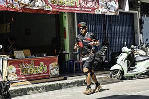 BIB: 
                            <button type="button" onclick="openModal(26317027)" class="btn btn-primary btn-sm float-right btn-popup" data-toggle="modal" data-target=".modal-high-quality">
                        <i class="fas fa-shopping-cart"></i> Add to Cart
                    </button>
                                            <button type="button" onclick="isThisMe(26317027, true)" class="btn btn-success btn-sm float-right btn-popup btn-isme hidden" data-toggle="tooltip" data-placement="bottom" title="นี่คือรูปของคุณใช่ไหม คลิกที่นี่เพื่อเอาเข้าอัลบั้ม">
                        <i class="fas fa-plus"></i> Add to album
                    </button>
                    <button type="button" onclick="isThisMe(26317027, false)" class="btn btn-warning btn-sm float-right btn-popup btn-isnotme hidden">
                        <i class="fas fa-ban"></i> Remove from album
                    </button>