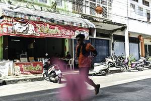 BIB: 
                            <button type="button" onclick="openModal(26316584)" class="btn btn-primary btn-sm float-right btn-popup" data-toggle="modal" data-target=".modal-high-quality">
                        <i class="fas fa-shopping-cart"></i> Add to Cart
                    </button>
                                            <button type="button" onclick="isThisMe(26316584, true)" class="btn btn-success btn-sm float-right btn-popup btn-isme hidden" data-toggle="tooltip" data-placement="bottom" title="นี่คือรูปของคุณใช่ไหม คลิกที่นี่เพื่อเอาเข้าอัลบั้ม">
                        <i class="fas fa-plus"></i> Add to album
                    </button>
                    <button type="button" onclick="isThisMe(26316584, false)" class="btn btn-warning btn-sm float-right btn-popup btn-isnotme hidden">
                        <i class="fas fa-ban"></i> Remove from album
                    </button>