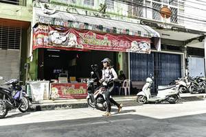 BIB: 
                            <button type="button" onclick="openModal(26316517)" class="btn btn-primary btn-sm float-right btn-popup" data-toggle="modal" data-target=".modal-high-quality">
                        <i class="fas fa-shopping-cart"></i> Add to Cart
                    </button>
                                            <button type="button" onclick="isThisMe(26316517, true)" class="btn btn-success btn-sm float-right btn-popup btn-isme hidden" data-toggle="tooltip" data-placement="bottom" title="นี่คือรูปของคุณใช่ไหม คลิกที่นี่เพื่อเอาเข้าอัลบั้ม">
                        <i class="fas fa-plus"></i> Add to album
                    </button>
                    <button type="button" onclick="isThisMe(26316517, false)" class="btn btn-warning btn-sm float-right btn-popup btn-isnotme hidden">
                        <i class="fas fa-ban"></i> Remove from album
                    </button>