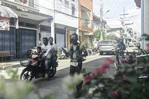 BIB: 
                            <button type="button" onclick="openModal(26316278)" class="btn btn-primary btn-sm float-right btn-popup" data-toggle="modal" data-target=".modal-high-quality">
                        <i class="fas fa-shopping-cart"></i> Add to Cart
                    </button>
                                            <button type="button" onclick="isThisMe(26316278, true)" class="btn btn-success btn-sm float-right btn-popup btn-isme hidden" data-toggle="tooltip" data-placement="bottom" title="นี่คือรูปของคุณใช่ไหม คลิกที่นี่เพื่อเอาเข้าอัลบั้ม">
                        <i class="fas fa-plus"></i> Add to album
                    </button>
                    <button type="button" onclick="isThisMe(26316278, false)" class="btn btn-warning btn-sm float-right btn-popup btn-isnotme hidden">
                        <i class="fas fa-ban"></i> Remove from album
                    </button>