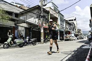 BIB: 
                            <button type="button" onclick="openModal(26318443)" class="btn btn-primary btn-sm float-right btn-popup" data-toggle="modal" data-target=".modal-high-quality">
                        <i class="fas fa-shopping-cart"></i> Add to Cart
                    </button>
                                            <button type="button" onclick="isThisMe(26318443, true)" class="btn btn-success btn-sm float-right btn-popup btn-isme hidden" data-toggle="tooltip" data-placement="bottom" title="นี่คือรูปของคุณใช่ไหม คลิกที่นี่เพื่อเอาเข้าอัลบั้ม">
                        <i class="fas fa-plus"></i> Add to album
                    </button>
                    <button type="button" onclick="isThisMe(26318443, false)" class="btn btn-warning btn-sm float-right btn-popup btn-isnotme hidden">
                        <i class="fas fa-ban"></i> Remove from album
                    </button>