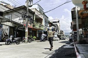 BIB: 
                            <button type="button" onclick="openModal(26318693)" class="btn btn-primary btn-sm float-right btn-popup" data-toggle="modal" data-target=".modal-high-quality">
                        <i class="fas fa-shopping-cart"></i> Add to Cart
                    </button>
                                            <button type="button" onclick="isThisMe(26318693, true)" class="btn btn-success btn-sm float-right btn-popup btn-isme hidden" data-toggle="tooltip" data-placement="bottom" title="นี่คือรูปของคุณใช่ไหม คลิกที่นี่เพื่อเอาเข้าอัลบั้ม">
                        <i class="fas fa-plus"></i> Add to album
                    </button>
                    <button type="button" onclick="isThisMe(26318693, false)" class="btn btn-warning btn-sm float-right btn-popup btn-isnotme hidden">
                        <i class="fas fa-ban"></i> Remove from album
                    </button>