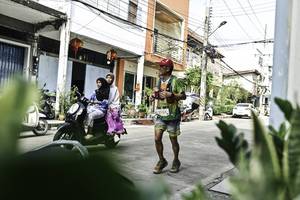 BIB: 
                            <button type="button" onclick="openModal(26316088)" class="btn btn-primary btn-sm float-right btn-popup" data-toggle="modal" data-target=".modal-high-quality">
                        <i class="fas fa-shopping-cart"></i> Add to Cart
                    </button>
                                            <button type="button" onclick="isThisMe(26316088, true)" class="btn btn-success btn-sm float-right btn-popup btn-isme hidden" data-toggle="tooltip" data-placement="bottom" title="นี่คือรูปของคุณใช่ไหม คลิกที่นี่เพื่อเอาเข้าอัลบั้ม">
                        <i class="fas fa-plus"></i> Add to album
                    </button>
                    <button type="button" onclick="isThisMe(26316088, false)" class="btn btn-warning btn-sm float-right btn-popup btn-isnotme hidden">
                        <i class="fas fa-ban"></i> Remove from album
                    </button>