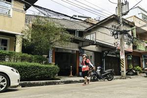 BIB: 
                            <button type="button" onclick="openModal(26321056)" class="btn btn-primary btn-sm float-right btn-popup" data-toggle="modal" data-target=".modal-high-quality">
                        <i class="fas fa-shopping-cart"></i> Add to Cart
                    </button>
                                            <button type="button" onclick="isThisMe(26321056, true)" class="btn btn-success btn-sm float-right btn-popup btn-isme hidden" data-toggle="tooltip" data-placement="bottom" title="นี่คือรูปของคุณใช่ไหม คลิกที่นี่เพื่อเอาเข้าอัลบั้ม">
                        <i class="fas fa-plus"></i> Add to album
                    </button>
                    <button type="button" onclick="isThisMe(26321056, false)" class="btn btn-warning btn-sm float-right btn-popup btn-isnotme hidden">
                        <i class="fas fa-ban"></i> Remove from album
                    </button>