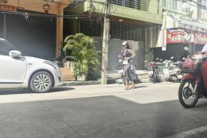 BIB: 
                            <button type="button" onclick="openModal(26316217)" class="btn btn-primary btn-sm float-right btn-popup" data-toggle="modal" data-target=".modal-high-quality">
                        <i class="fas fa-shopping-cart"></i> Add to Cart
                    </button>
                                            <button type="button" onclick="isThisMe(26316217, true)" class="btn btn-success btn-sm float-right btn-popup btn-isme hidden" data-toggle="tooltip" data-placement="bottom" title="นี่คือรูปของคุณใช่ไหม คลิกที่นี่เพื่อเอาเข้าอัลบั้ม">
                        <i class="fas fa-plus"></i> Add to album
                    </button>
                    <button type="button" onclick="isThisMe(26316217, false)" class="btn btn-warning btn-sm float-right btn-popup btn-isnotme hidden">
                        <i class="fas fa-ban"></i> Remove from album
                    </button>