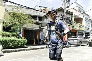 BIB: 
                            <button type="button" onclick="openModal(26319603)" class="btn btn-primary btn-sm float-right btn-popup" data-toggle="modal" data-target=".modal-high-quality">
                        <i class="fas fa-shopping-cart"></i> Add to Cart
                    </button>
                                            <button type="button" onclick="isThisMe(26319603, true)" class="btn btn-success btn-sm float-right btn-popup btn-isme hidden" data-toggle="tooltip" data-placement="bottom" title="นี่คือรูปของคุณใช่ไหม คลิกที่นี่เพื่อเอาเข้าอัลบั้ม">
                        <i class="fas fa-plus"></i> Add to album
                    </button>
                    <button type="button" onclick="isThisMe(26319603, false)" class="btn btn-warning btn-sm float-right btn-popup btn-isnotme hidden">
                        <i class="fas fa-ban"></i> Remove from album
                    </button>