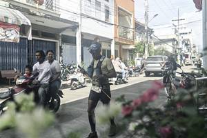 BIB: 
                            <button type="button" onclick="openModal(26316279)" class="btn btn-primary btn-sm float-right btn-popup" data-toggle="modal" data-target=".modal-high-quality">
                        <i class="fas fa-shopping-cart"></i> Add to Cart
                    </button>
                                            <button type="button" onclick="isThisMe(26316279, true)" class="btn btn-success btn-sm float-right btn-popup btn-isme hidden" data-toggle="tooltip" data-placement="bottom" title="นี่คือรูปของคุณใช่ไหม คลิกที่นี่เพื่อเอาเข้าอัลบั้ม">
                        <i class="fas fa-plus"></i> Add to album
                    </button>
                    <button type="button" onclick="isThisMe(26316279, false)" class="btn btn-warning btn-sm float-right btn-popup btn-isnotme hidden">
                        <i class="fas fa-ban"></i> Remove from album
                    </button>