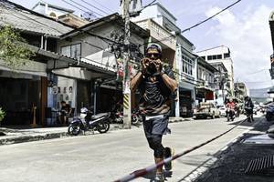 BIB: 
                            <button type="button" onclick="openModal(26318609)" class="btn btn-primary btn-sm float-right btn-popup" data-toggle="modal" data-target=".modal-high-quality">
                        <i class="fas fa-shopping-cart"></i> Add to Cart
                    </button>
                                            <button type="button" onclick="isThisMe(26318609, true)" class="btn btn-success btn-sm float-right btn-popup btn-isme hidden" data-toggle="tooltip" data-placement="bottom" title="นี่คือรูปของคุณใช่ไหม คลิกที่นี่เพื่อเอาเข้าอัลบั้ม">
                        <i class="fas fa-plus"></i> Add to album
                    </button>
                    <button type="button" onclick="isThisMe(26318609, false)" class="btn btn-warning btn-sm float-right btn-popup btn-isnotme hidden">
                        <i class="fas fa-ban"></i> Remove from album
                    </button>