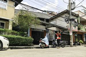 BIB: 
                            <button type="button" onclick="openModal(26322949)" class="btn btn-primary btn-sm float-right btn-popup" data-toggle="modal" data-target=".modal-high-quality">
                        <i class="fas fa-shopping-cart"></i> Add to Cart
                    </button>
                                            <button type="button" onclick="isThisMe(26322949, true)" class="btn btn-success btn-sm float-right btn-popup btn-isme hidden" data-toggle="tooltip" data-placement="bottom" title="นี่คือรูปของคุณใช่ไหม คลิกที่นี่เพื่อเอาเข้าอัลบั้ม">
                        <i class="fas fa-plus"></i> Add to album
                    </button>
                    <button type="button" onclick="isThisMe(26322949, false)" class="btn btn-warning btn-sm float-right btn-popup btn-isnotme hidden">
                        <i class="fas fa-ban"></i> Remove from album
                    </button>