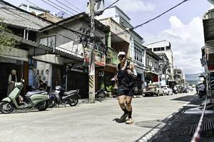 BIB: 
                            <button type="button" onclick="openModal(26318441)" class="btn btn-primary btn-sm float-right btn-popup" data-toggle="modal" data-target=".modal-high-quality">
                        <i class="fas fa-shopping-cart"></i> Add to Cart
                    </button>
                                            <button type="button" onclick="isThisMe(26318441, true)" class="btn btn-success btn-sm float-right btn-popup btn-isme hidden" data-toggle="tooltip" data-placement="bottom" title="นี่คือรูปของคุณใช่ไหม คลิกที่นี่เพื่อเอาเข้าอัลบั้ม">
                        <i class="fas fa-plus"></i> Add to album
                    </button>
                    <button type="button" onclick="isThisMe(26318441, false)" class="btn btn-warning btn-sm float-right btn-popup btn-isnotme hidden">
                        <i class="fas fa-ban"></i> Remove from album
                    </button>